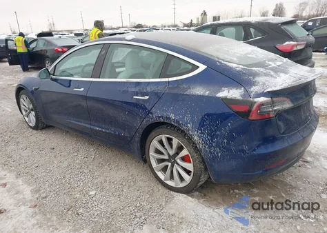 2018 Tesla Model 3 Long Range/Performance из США, поврежденный, VIN 5YJ3E1EB8JF081833